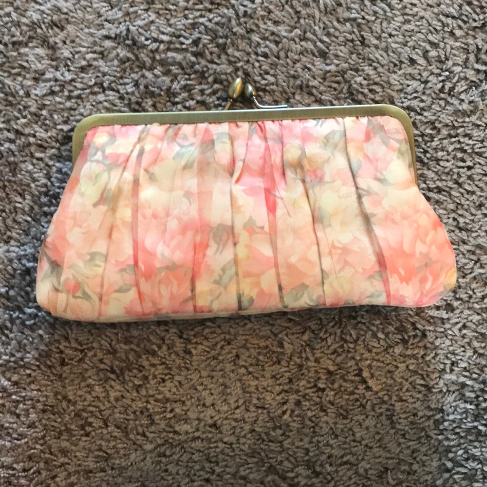 Floral Clutch